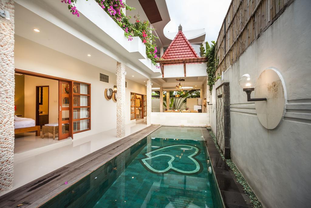 Maha Residence Guest House Jimbaran  Exterior photo